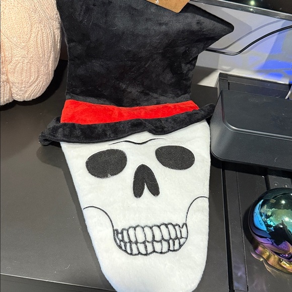 Halloween Skull, pumpkin with Witch Hat Plush and crunch bottle dog toys nwt - Picture 7 of 7